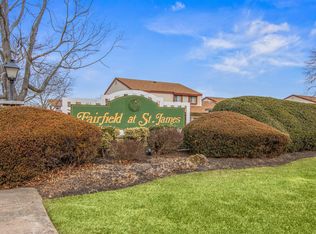 206 Alden Ct, Saint James, NY 11780