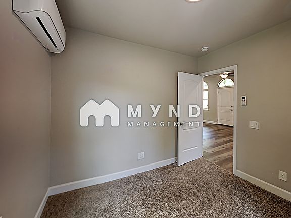 5th image of 2501 52nd St
