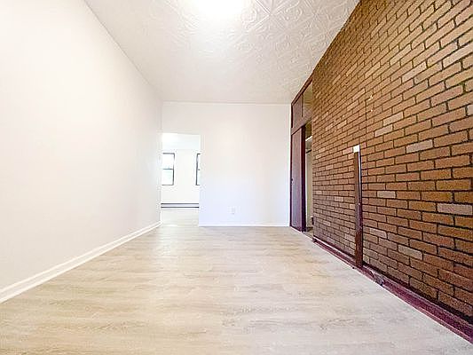 3rd image of 36-10 9th St Unit 2