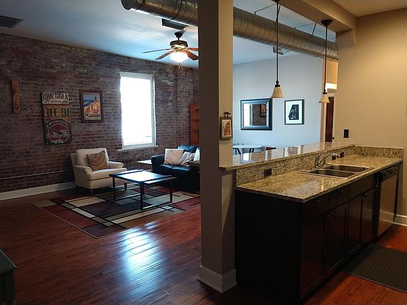 2nd image of 2608 Nebraska Ave Unit 2608