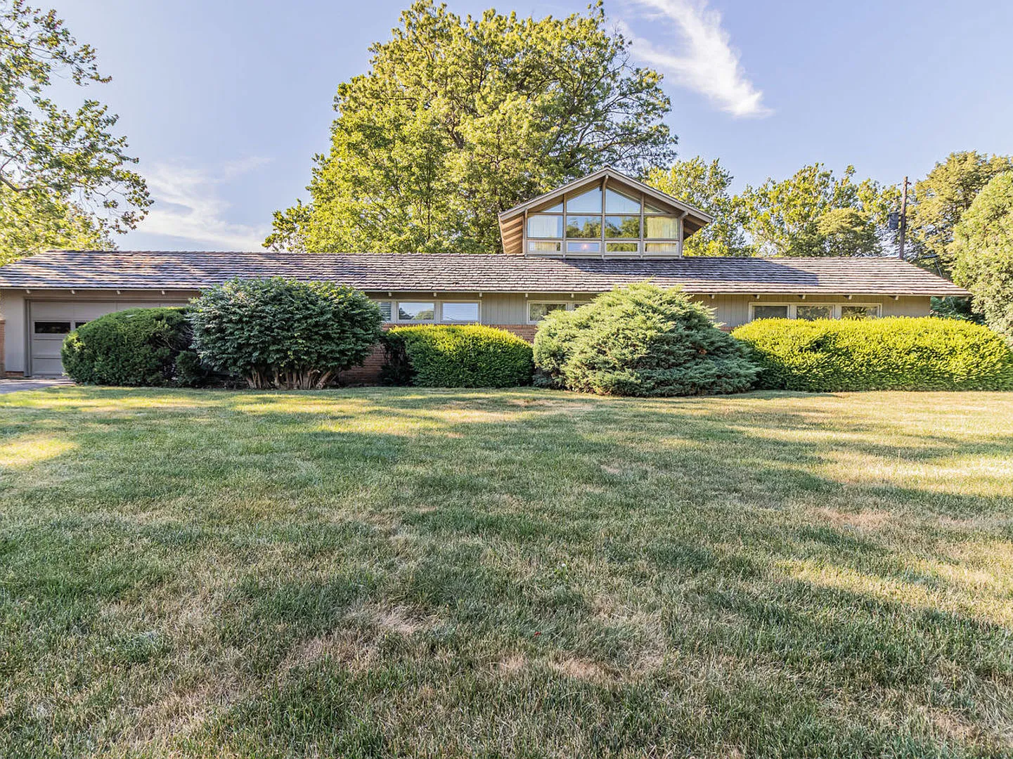47 Greencroft Dr photo 1