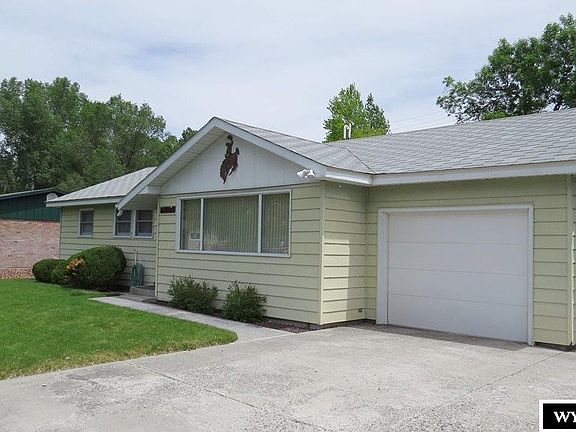 2nd image of 1017 Big Horn Dr