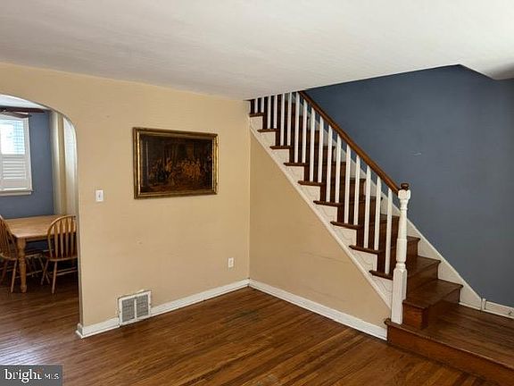 2nd image of 2837 S 7th St
