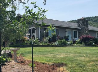 975 Westmont Dr, Jacksonville, OR 97530