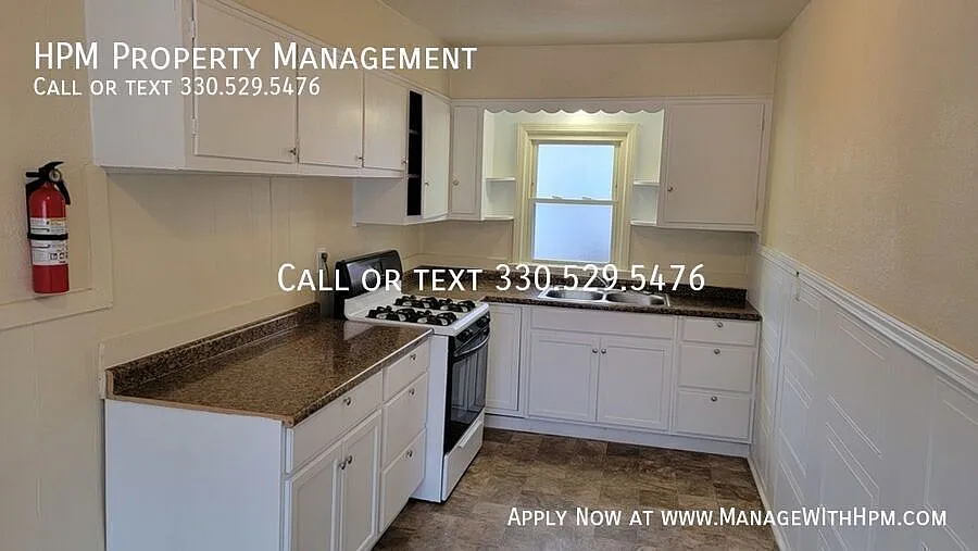 5 bed, 1.0 bath, 1702 sqft, $1,150 — Photo 2