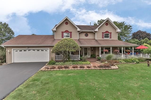 1st image of 29W553 Brentwood Ct