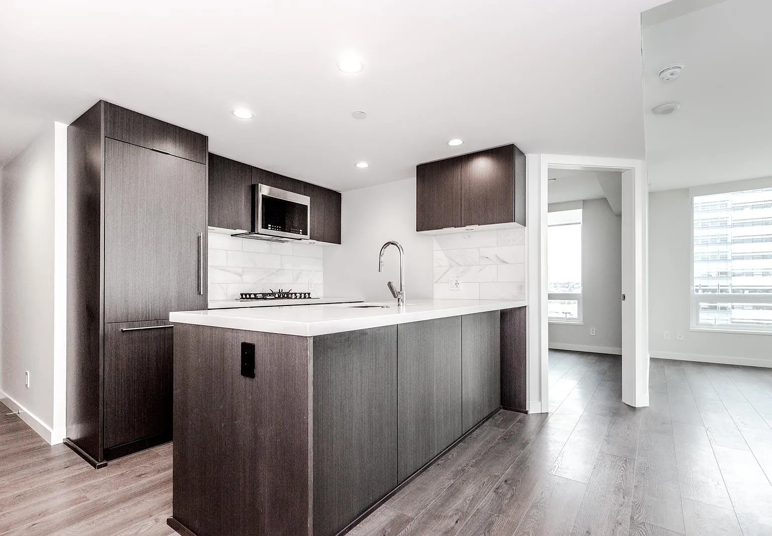 1 bed, 550 sqft, $2,100 — Photo 1