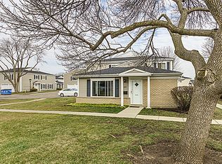 1453 Quaker Ln #0, Prospect Heights, IL 60070
