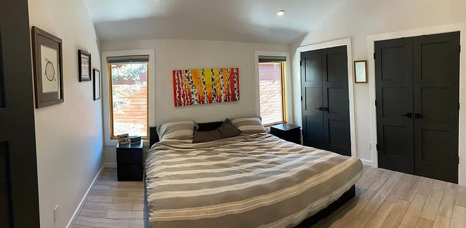 2 bed, 1100 sqft, $5,500 — Photo 3