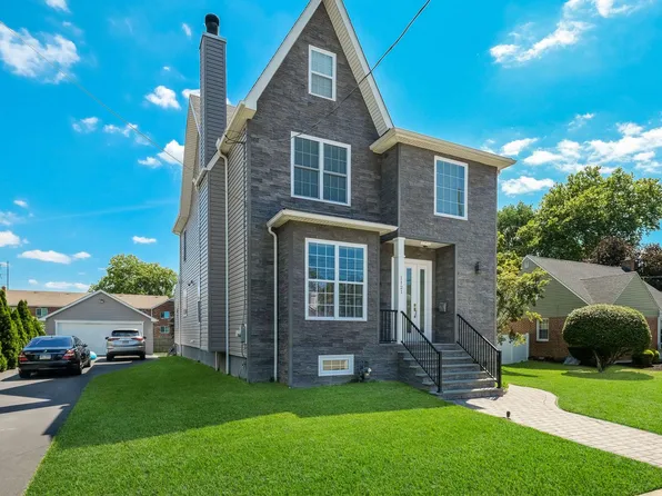 1121 Prospect Ave, Prospect Park, PA 19076