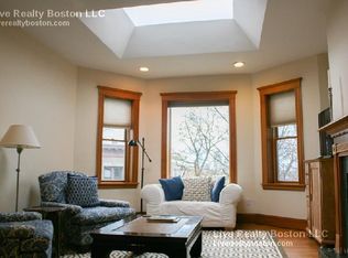 101 Browne St, Brookline, MA 02446