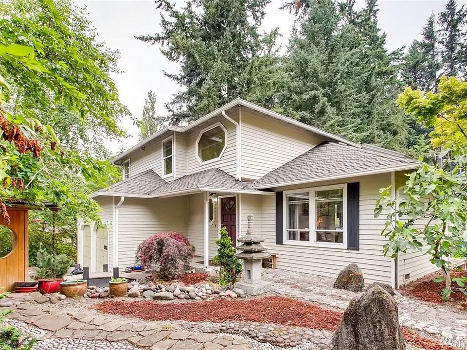 1st image of 6701 181st St SW