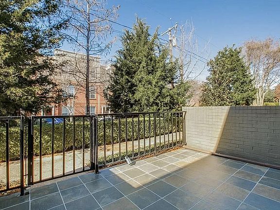 2nd image of 4414 Buena Vista St APT 11