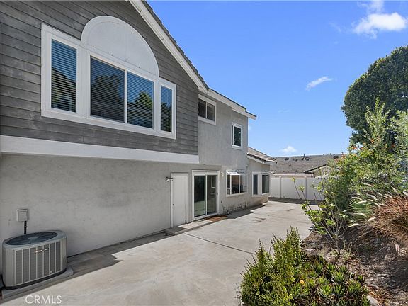 3rd image of 12143 Stanwix Sq