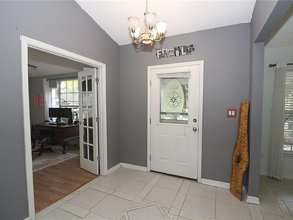 4th image of 14849 Pond Pine Ln