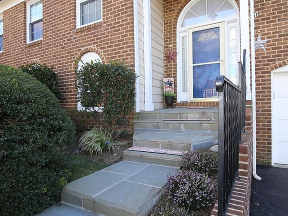 3rd image of 10951 Adare Dr
