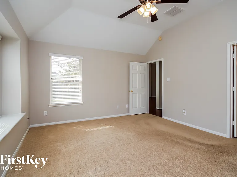 11507 Chippewa Ridge Ct — Photo 9