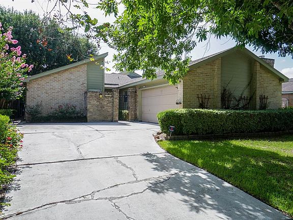 2nd image of 3035 Misty Park Dr