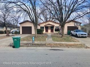 308 Cranmer Dr APT A, Springfield, IL 62704