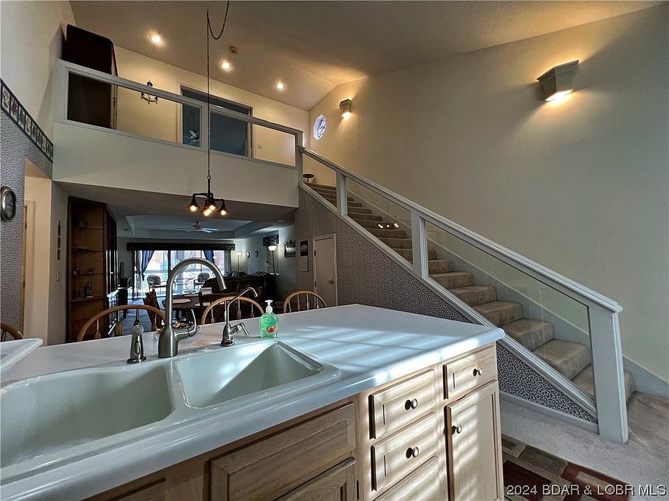 1st image of 140 Charleston Dr #3B