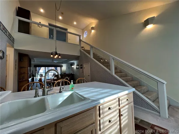 140 Charleston Dr #3B, Lake Ozark, MO 65049