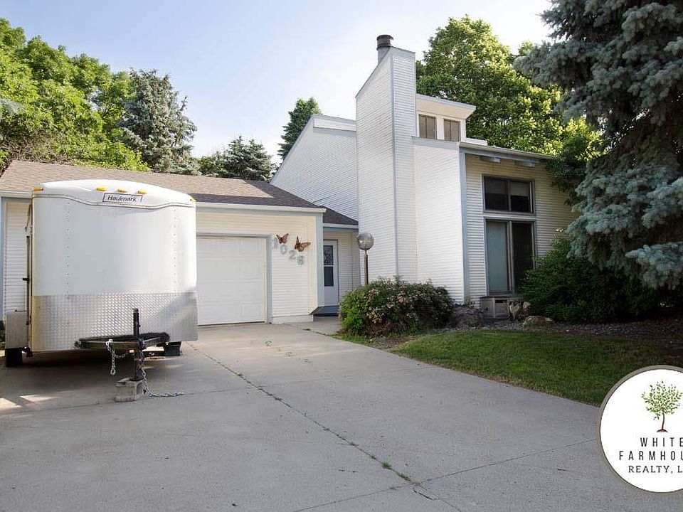 1st image of 1026 W 1st Ave