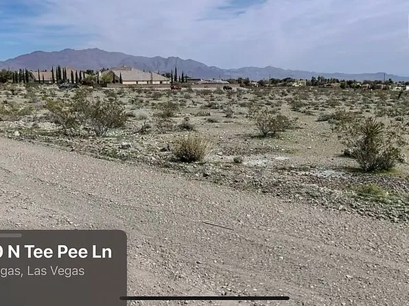 5696 Searching Bear Ct, Las Vegas, NV 89149