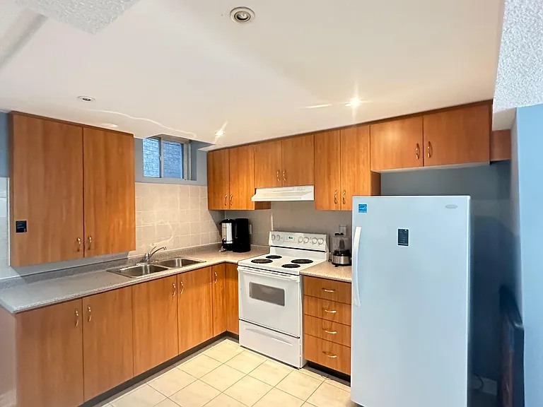 84 Forecastle Rd #BASEMENT — Photo 8
