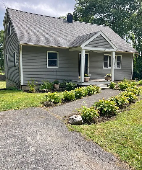 79 Locust Grove Rd — Photo 5