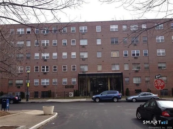 40 Owen St APT B4, Hartford, CT 06105