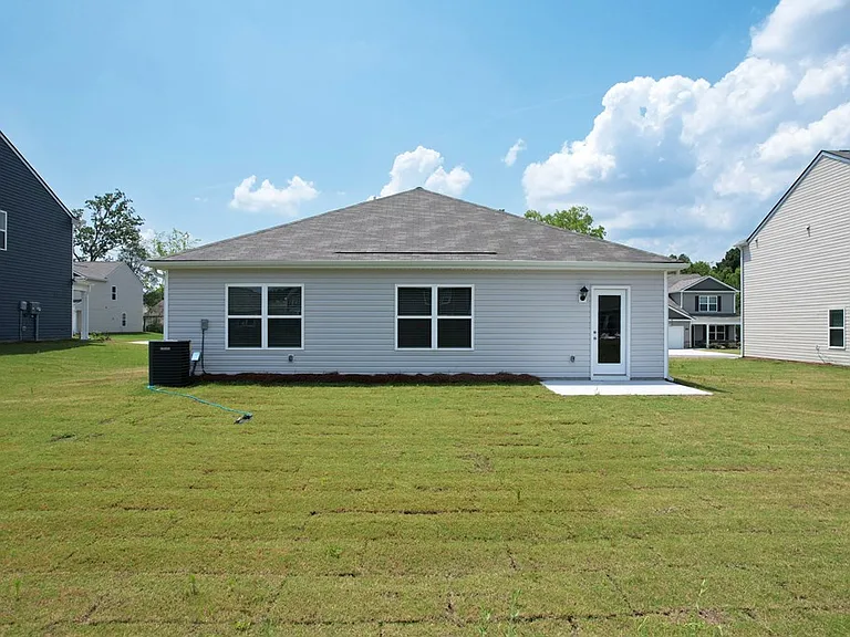 576 Fox Den Cir — Photo 31