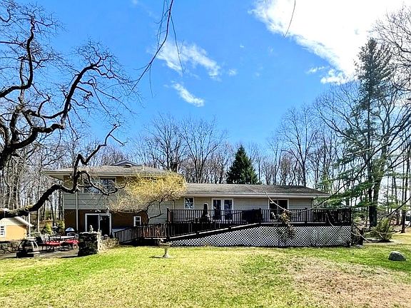 4th image of 55 Hoags Cross Road