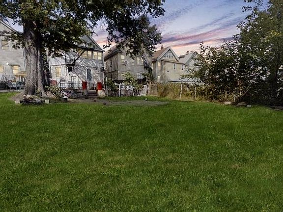 2nd image of 530 Magie Ave #532