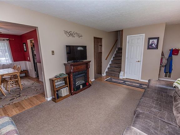 5th image of 3803 Bramblewood Dr