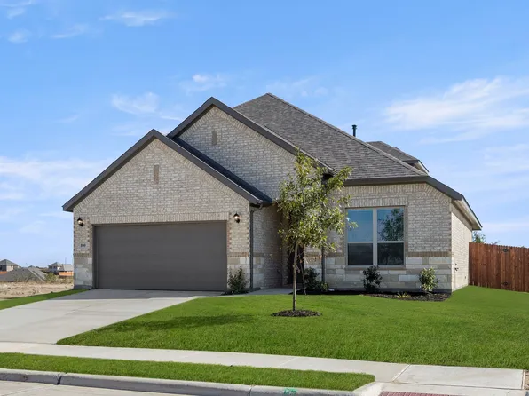 100 Meadow Rd, Balch Springs, TX 75181