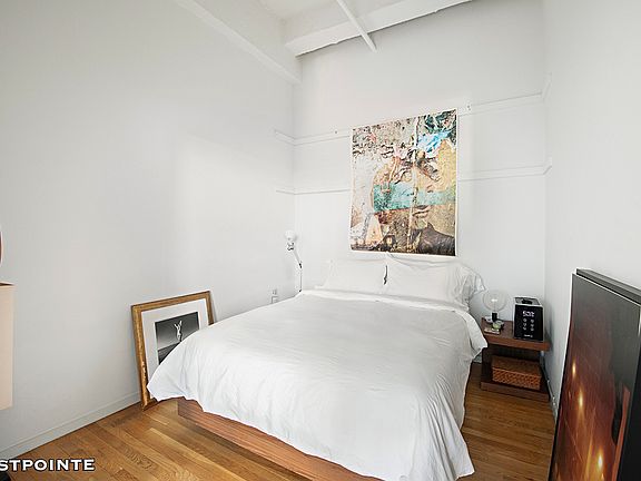 5th image of 448 W 37th St #Pha