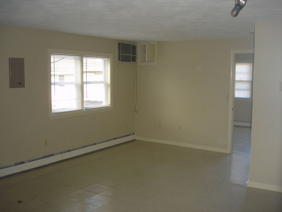 1st image of 622 W Cherry Ln #1