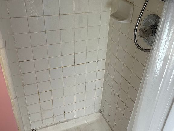 2nd image of 500 Delaware Ave Floor 2