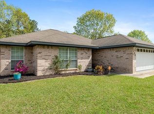 220 Casey Rd, Lufkin, TX 75901