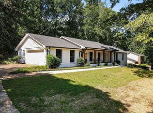 5863 Musket Ln, Stone Mountain, GA 30087