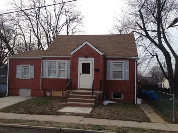 65 Larch Ave, New Brunswick, NJ 08901