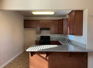1104 Goble Ct, Tulare, CA 93274