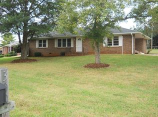 300 Sweetbriar Cir, Anderson, SC 29626