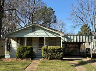 611 E Acheson St, Denison, TX 75021
