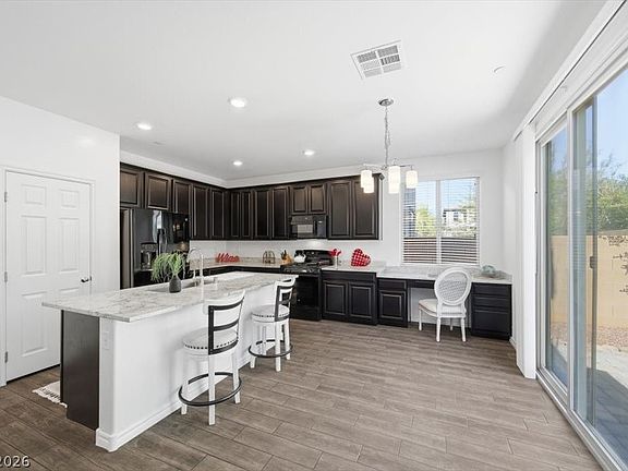 3rd image of 3211 Primrose Creek Ct