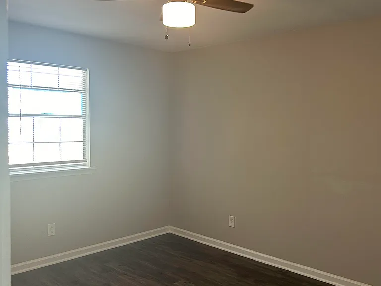 408 Tuscaloosa Ave SW #14 — Photo 2