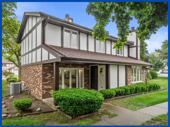 5309 South Somerset LANE, Milwaukee, WI 53221