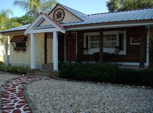 2359 Sheridan Rd, Mount Dora, FL 32757