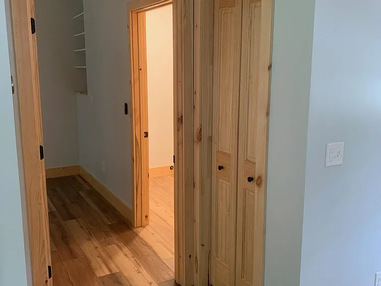 384 Shaker Rd #A — Photo 10