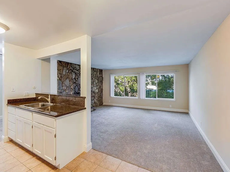 3422 Andover St #304 — Photo 7